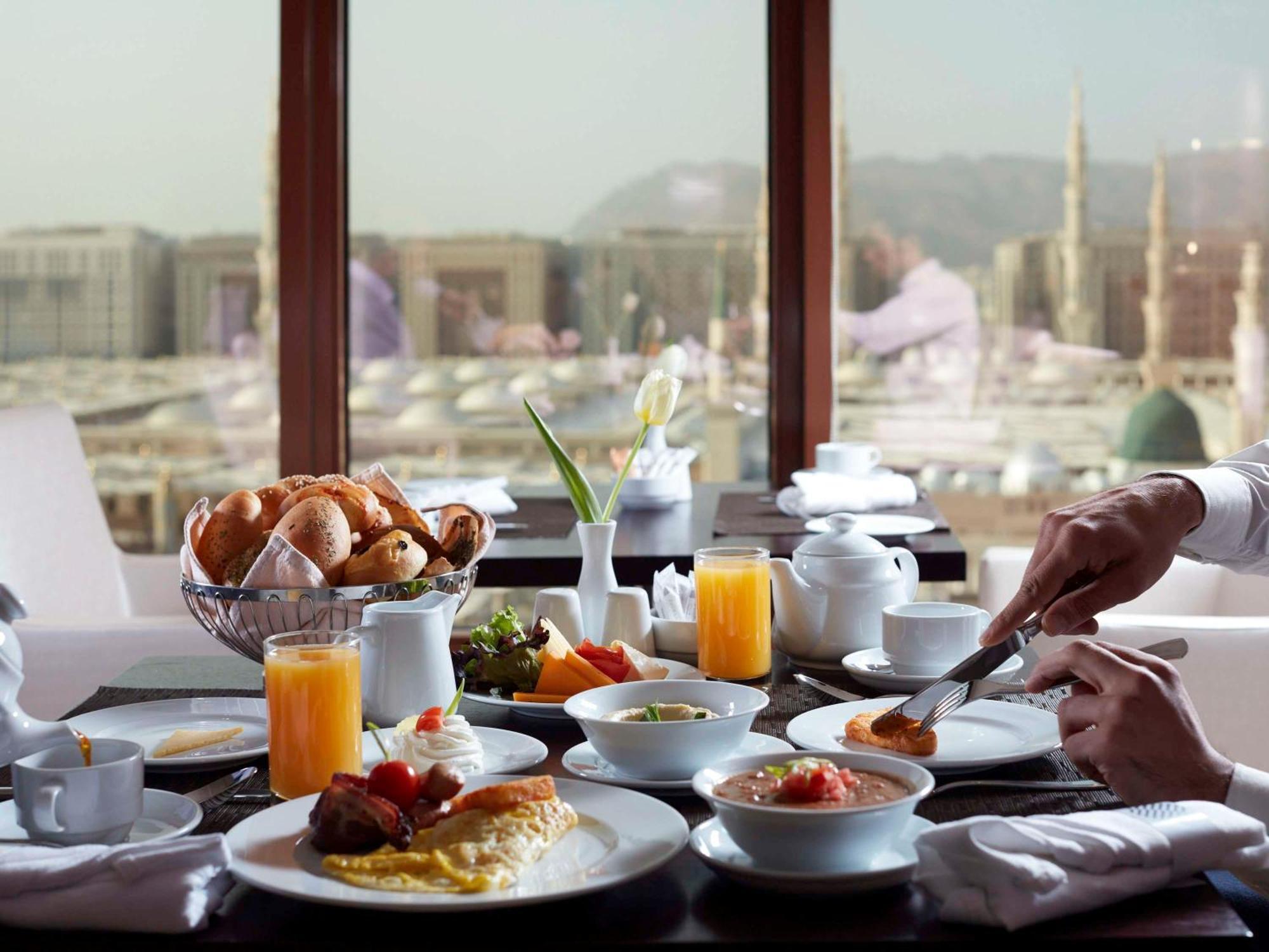 Pullman Zamzam Madina 5* Medina